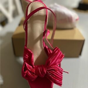 Women’s pleated bow espadrille